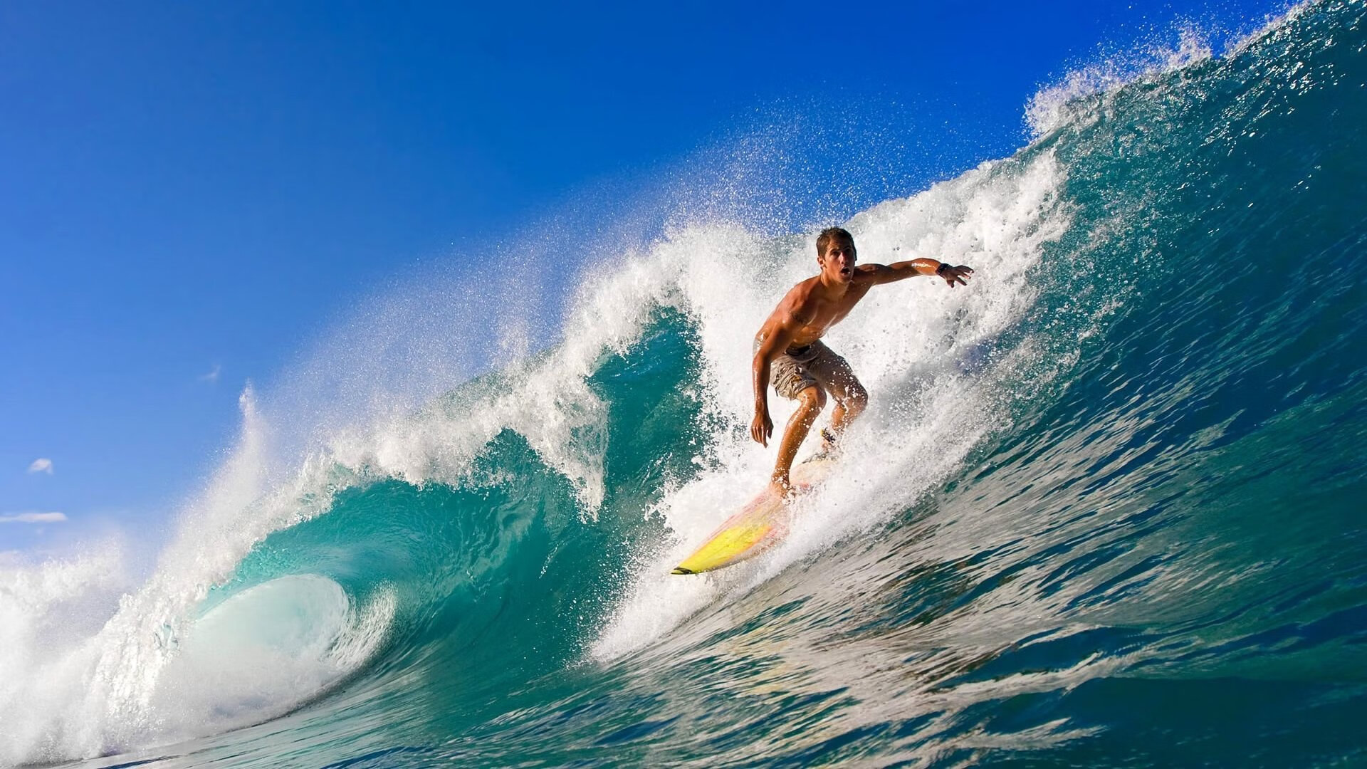 爱游戏官方论坛-德甲火力全开：攻势如潮，场面火爆，德甲什么